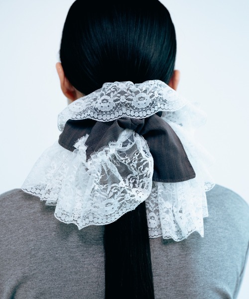 Carmelo（カーメロ）の「Big Lace Stripe Chouchou / ストライプレースフリルシュシュ（シュシュ・レディース・ライトグレー/チャコールグレー/ブラウン・FREE）」の14枚目の写真