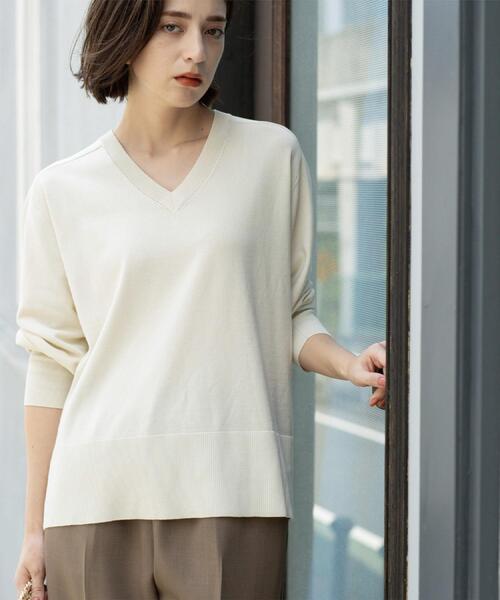 OPAQUE.CLIP（オペークドットクリップ）の「リラクシーVネックニット【洗濯機洗OK】《6col》（ニット/セーター・レディース・オフホワイト/ブラック/ブラウン系その他/ボルドー/ブルー系その他/ピンク系1・38/40/42）」の7枚目の写真