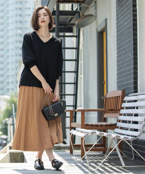 OPAQUE.CLIP（オペークドットクリップ）の「リラクシーVネックニット【洗濯機洗OK】《6col》（ニット/セーター・レディース・オフホワイト/ブラック/ブラウン系その他/ボルドー/ブルー系その他/ピンク系1・38/40/42）」の15枚目の写真