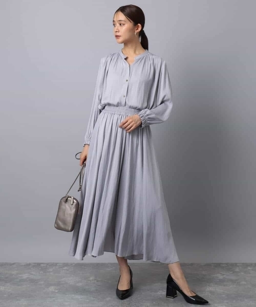 MK MICHEL KLEIN(エムケーミッシェルクラン)の「起毛サテン スキッパーデザインブラウス/洗える(シャツ/ブラウス・レディース・ライトブルー/ライトグレー/ネイビー・38)」の22枚目の写真