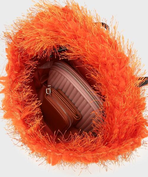 THE SHOP TK （ザ ショップ ティーケー ）の「フリンジボア巾着バッグ（ショルダーバッグ・レディース・オレンジ/ブラック・00）」の15枚目の写真