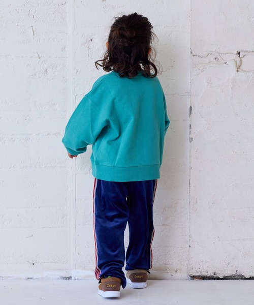 Life Support Products(ライフサポートプロダクツ)の「裏毛プリントトレーナー(スウェット・キッズ・マスタード/チャコール/ラベンダー/パープル/ホワイト系その他/ブラウン/グリーン/ターコイズブルー/オフホワイト/ブラック・80/90/95/100/110/120/130/140/150)」の18枚目の写真