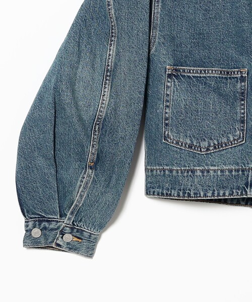 s039 美品☆ LEVIS オフショル　バルーン袖 デニムジャケット Sサイズ Levi's（リーバイス）の「LEVI'S(R) / バルーン スリーブ