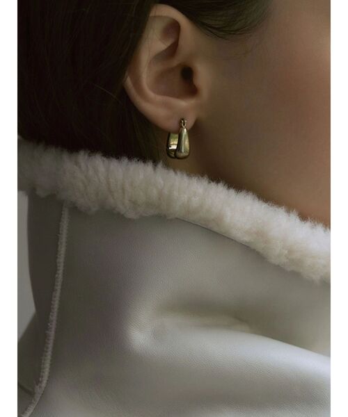 LAGUNAMOON(ラグナムーン)の「モダンシェイプピアス(ピアス(両耳用)・レディース・シルバー/ゴールド・FREE)」の11枚目の写真