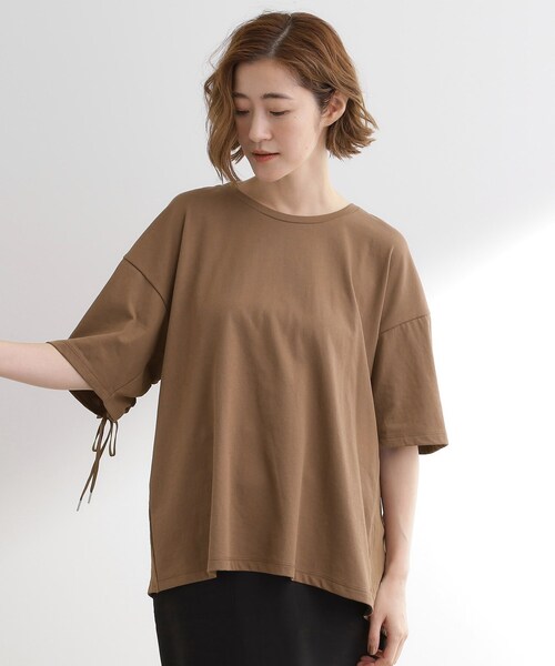 grove(グローブ)の「後ろ姿で魅せる バックドロストシャーリングTシャツ(Tシャツ/カットソー・レディース・ライトグレー/ブラック/ブラウン系・05/01/02/03/04)」の12枚目の写真
