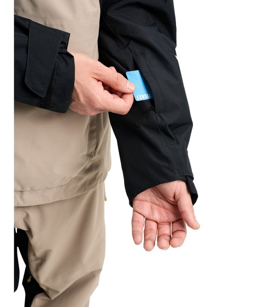 BURTON（バートン）の「Burton Reserve 2L リラックス アノラック ジャケット（その他アウター・メンズ・ライトグレー/ベージュ×ブラック・M/L/S）」の11枚目の写真