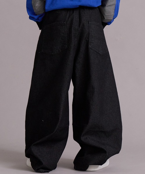 PAIRMANON STREET（ペアマノンストリート）の「カーブ デニム パンツ【PAIRMANON STREET】（デニムパンツ・キッズ・ブラック/ブルー/インディゴブルー・160/150/110/100/90/140/130/120）」の15枚目の写真