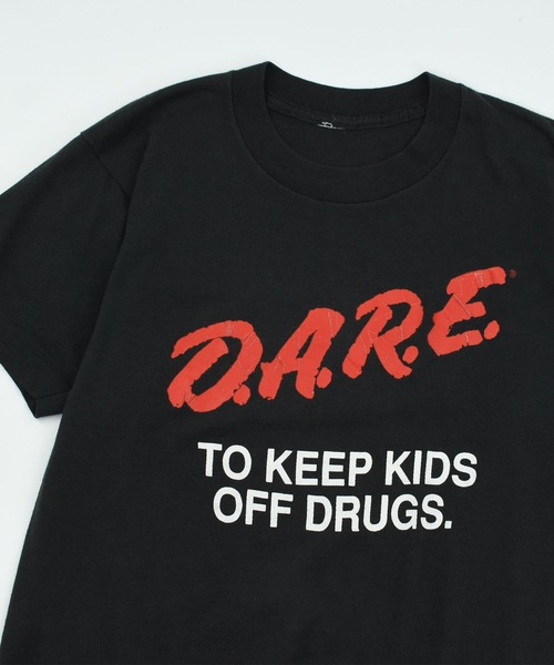 VINTAGE（ヴィンテージ）の「【USED】90’s “D.A.R.E” メッセージ Tシャツ（Tシャツ/カットソー・メンズ・ブラック・SMALL）」の2枚目の写真