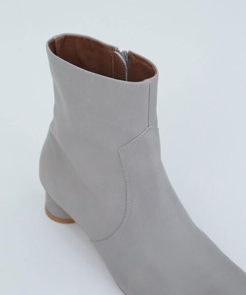 ADIEU TRISTESSE（アデュートリステス）の「ショートブーツ（ブーツ・レディース・アイボリー/グレイッシュベージュ/ブラック・L/M/S）」の16枚目の写真