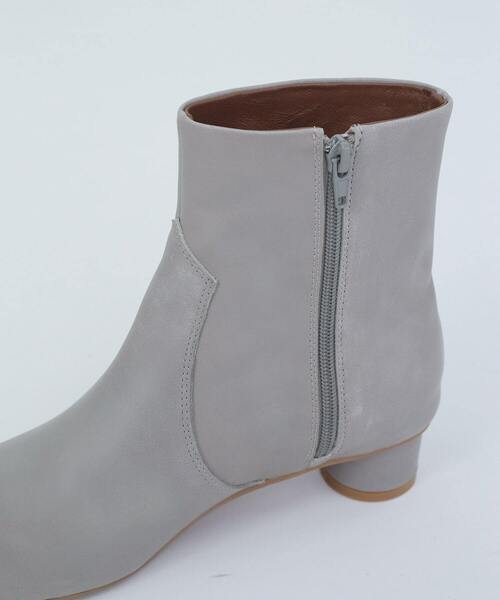 ADIEU TRISTESSE（アデュートリステス）の「ショートブーツ（ブーツ・レディース・アイボリー/グレイッシュベージュ/ブラック・L/M/S）」の17枚目の写真
