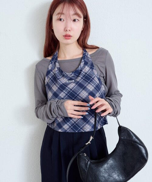 Kastane（カスタネ）の「【新色追加/無地&チェック/2WAY】ホルターキャミSET（Tシャツ/カットソー・レディース・ネイビー/グレー/ブラウン/ダークブルー・FREE）」の8枚目の写真