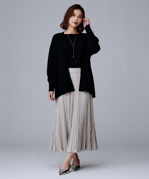 UNTITLED(アンタイトル)の「【アンサンブル可/洗える/ボタンなし】シルクウールカシミヤ 着流しカーディガン(カーディガン/ボレロ・レディース・ブラック/ライトグレー/ナチュラル/ブラウン系・00/48/04/02/44)」の17枚目の写真