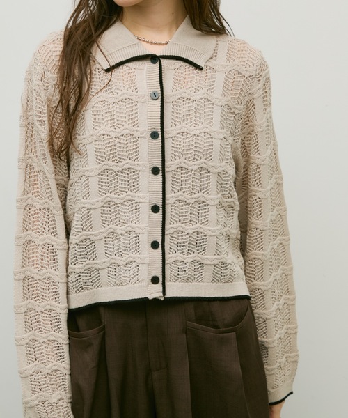 Lutim by u(ルチバイユー)の「Lace panel polo cardigan / レースパネルポロカーディガン(カーディガン/ボレロ・レディース・ブラック/グレイッシュベージュ/ナチュラル・FREE)」の4枚目の写真