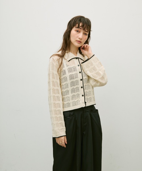 Lutim by u(ルチバイユー)の「Lace panel polo cardigan / レースパネルポロカーディガン(カーディガン/ボレロ・レディース・ブラック/グレイッシュベージュ/ナチュラル・FREE)」の8枚目の写真