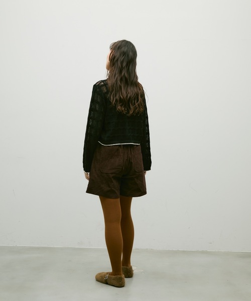 Lutim by u(ルチバイユー)の「Lace panel polo cardigan / レースパネルポロカーディガン(カーディガン/ボレロ・レディース・ブラック/グレイッシュベージュ/ナチュラル・FREE)」の20枚目の写真