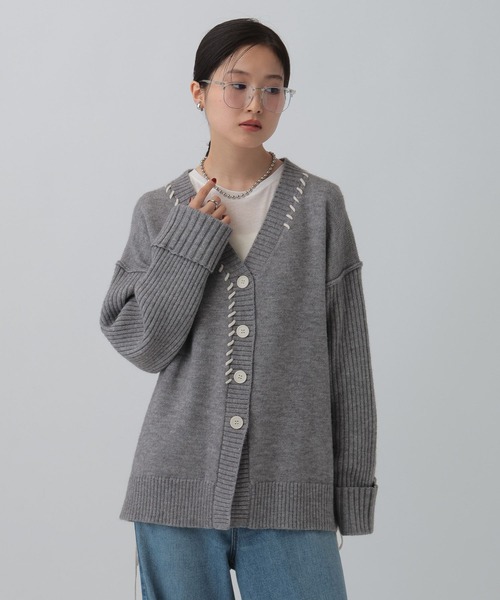 LEPSIM（レプシィム）の「5ゲージハンドステッチVカーディガン　595543（カーディガン/ボレロ・レディース・ブラック/オフホワイト/グレー/レッド・FREE）」の21枚目の写真