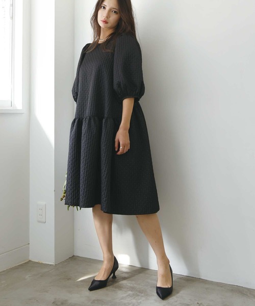 PICCIN PERLA(ピッチンペルラ)の「パワーショルダーワンピース(ワンピース・レディース・ブラック・M)」の8枚目の写真