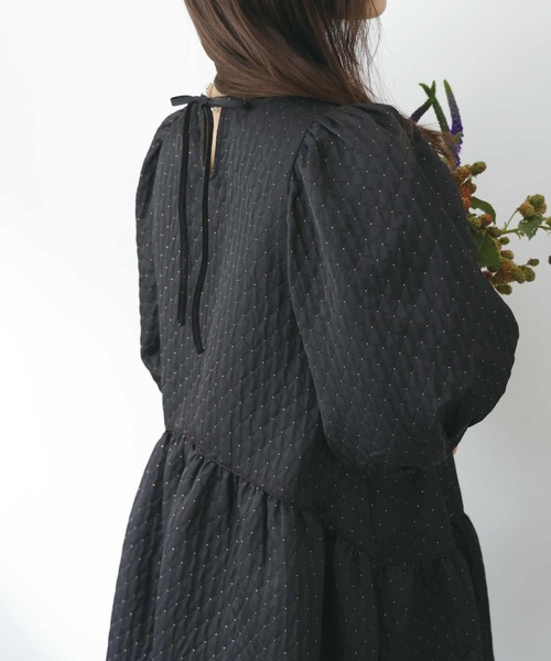 PICCIN PERLA(ピッチンペルラ)の「パワーショルダーワンピース(ワンピース・レディース・ブラック・M)」の5枚目の写真