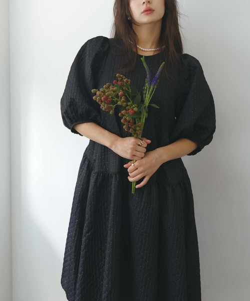 PICCIN PERLA(ピッチンペルラ)の「パワーショルダーワンピース(ワンピース・レディース・ブラック・M)」の4枚目の写真
