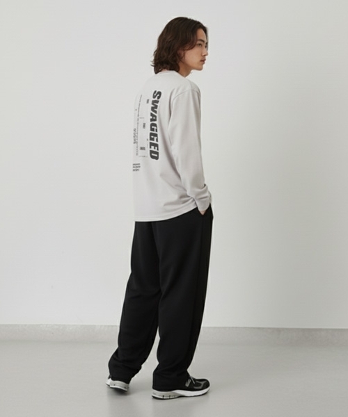 GLAZOS（グラソス）の「【プチプラ】バックバーチカルロゴプリント長袖Tシャツ（Tシャツ/カットソー・キッズ・ブラック/オレンジ/ライトグレー/ホワイト/ネイビー/ブラウン・170cm/160cm/150cm/180cm）」の12枚目の写真