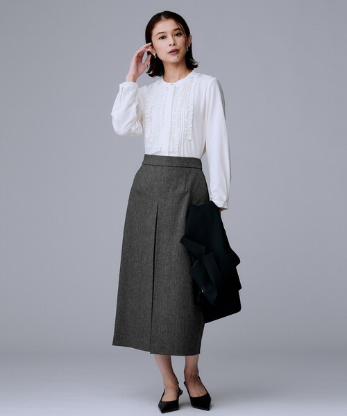 UNTITLED（アンタイトル）の「【ウエスト後ろゴム/シーズンレス】シルクネップツイード ナロースカート（スカート・レディース・ライトベージュ/ダークブラウン/ダークグレー・00/01/02/03/04/42/44/46/48/50）」の20枚目の写真