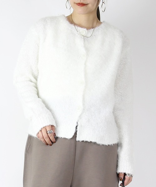 and it_（アンドイット）の「ブークレカーディガン（カーディガン/ボレロ・レディース・グレー/ブルー/アイボリー・FREE）」の4枚目の写真