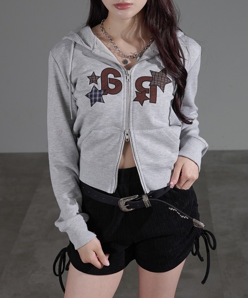 apres jour mignon(アプレジュールミニョン)の「アップリケZIPパーカー(パーカー・レディース・杢グレー/グレー/ブラック/チャコールグレー/カーキ・X-LARGE/フリー/LARGE)」の10枚目の写真