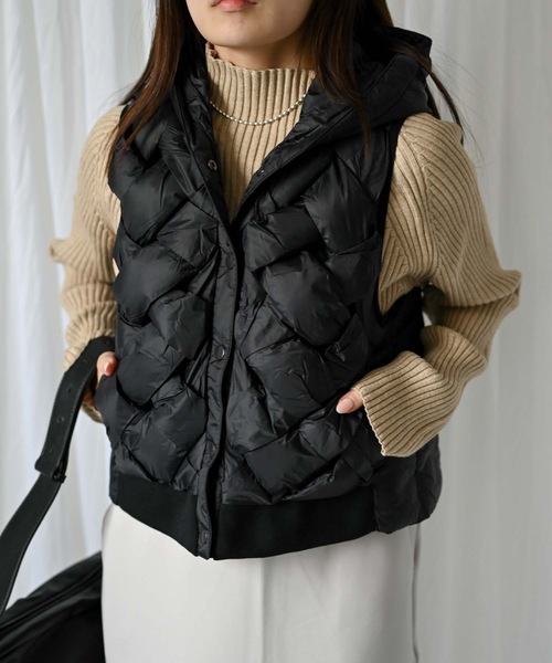 セール】編み込みデザインダウンベスト（ナイロンベスト/フード付き