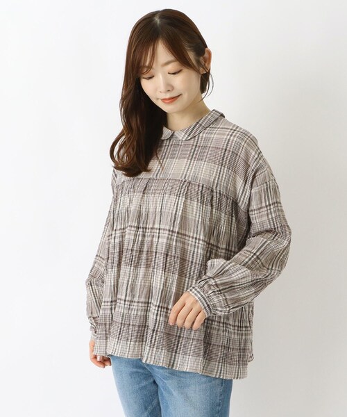 one'sterrace(ワンズテラス)の「◆前後着用 丸衿ブラウス(シャツ/ブラウス・レディース・グレー系4/ブラック系8/アイボリー系8・02)」の1枚目の写真