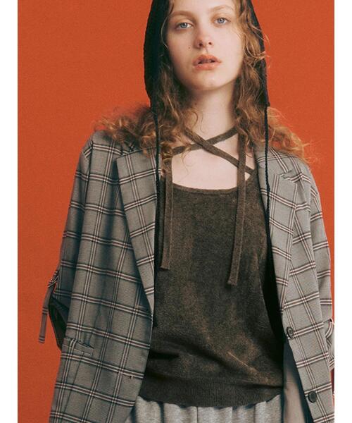 Te chichi TERRASSE(テチチテラス)の「ロールアップテーラードジャケット《2025autumn catalog item》(ノーカラージャケット・レディース・チャコールグレー/ブラック/ベージュ・F)」の3枚目の写真