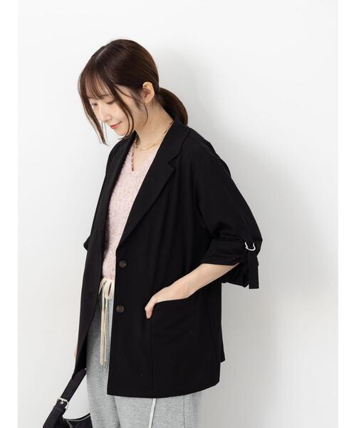 Te chichi TERRASSE(テチチテラス)の「ロールアップテーラードジャケット《2025autumn catalog item》(ノーカラージャケット・レディース・チャコールグレー/ブラック/ベージュ・F)」の12枚目の写真