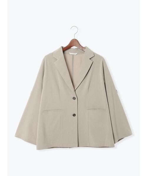 Te chichi TERRASSE(テチチテラス)の「ロールアップテーラードジャケット《2025autumn catalog item》(ノーカラージャケット・レディース・チャコールグレー/ブラック/ベージュ・F)」の17枚目の写真