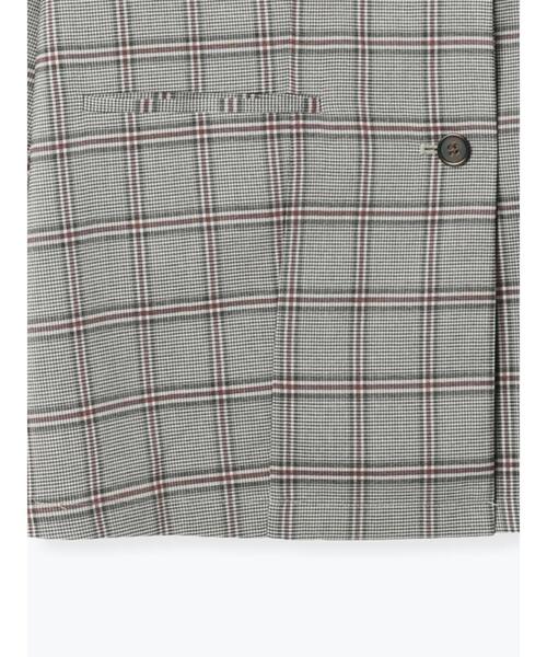 Te chichi TERRASSE(テチチテラス)の「ロールアップテーラードジャケット《2025autumn catalog item》(ノーカラージャケット・レディース・チャコールグレー/ブラック/ベージュ・F)」の22枚目の写真