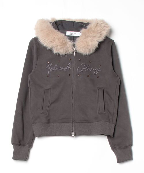 .KOM(ドットコム)の「A'GEM/9 × .kom 『.KOM/ドットケーオーエム』 Rhinestone Logo Faux Fur Zip-Up Hoodie/ラインストーンロゴ ファーフード ジップアップパーカー(パーカー・レディース・チャコールグレー/ライトグレー・M)」の18枚目の写真