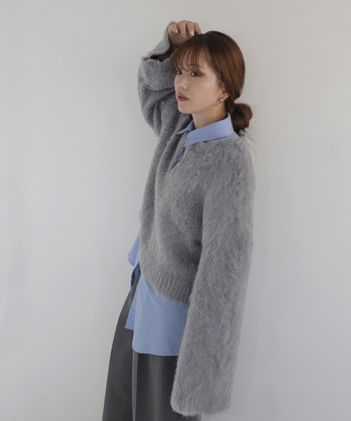 hellam(へラム)の「【sakippe×hellam】シャギーフレアスリーブニット(ニット/セーター・レディース・グレー/レッド/ピンク/グリーン/イエロー/アイボリー・FREE)」の19枚目の写真