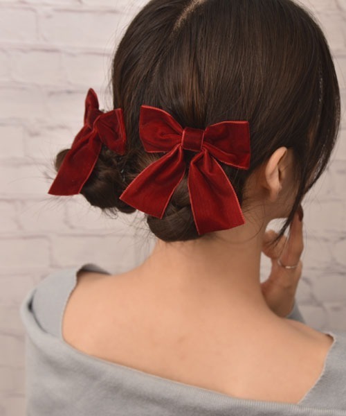 VIBGYOR Women(ヴィブジョー ウィメン)の「【float】ベロア リボン ヘアクリップ【2個セット】(バレッタ/ヘアクリップ・レディース・ブラック/ワインレッド・FREE)」の12枚目の写真