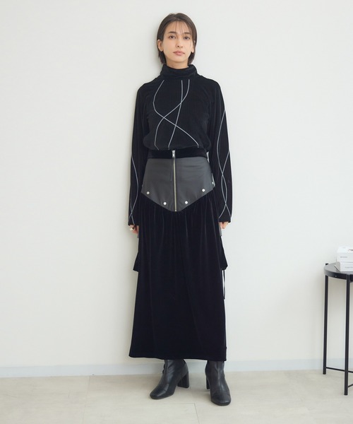 KATHARINE ROSS（キャサリンロス）の「【PILLINI/ピリーニ】ベロア×レザーワークスカート（スカート・レディース・ブラック/ブラウン・FREE）」の3枚目の写真