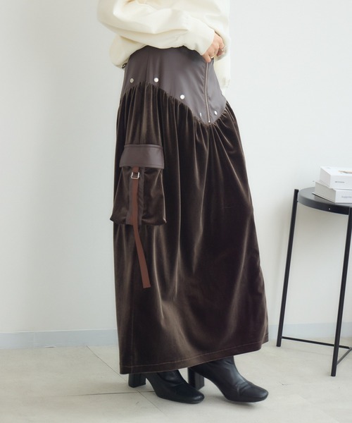 KATHARINE ROSS（キャサリンロス）の「【PILLINI/ピリーニ】ベロア×レザーワークスカート（スカート・レディース・ブラック/ブラウン・FREE）」の13枚目の写真