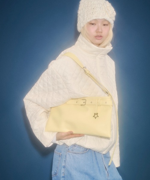 FEKETE（フェケテ）の「star pendant 2way shoulder bag / スターチャーム2WAYショルダーバッグ（ショルダーバッグ・レディース・サックスブルー/ライトイエロー・FREE）」の8枚目の写真
