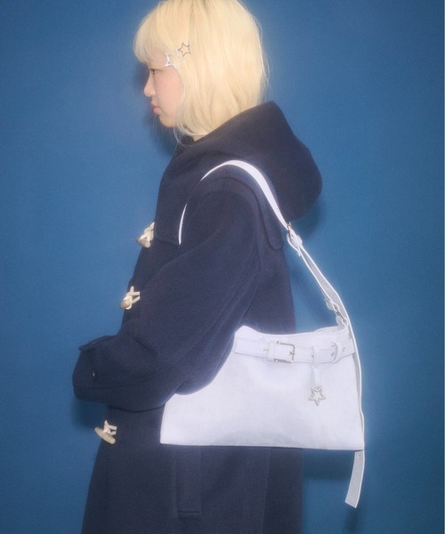 FEKETE（フェケテ）の「star pendant 2way shoulder bag / スターチャーム2WAYショルダーバッグ（ショルダーバッグ・レディース・サックスブルー/ライトイエロー・FREE）」の15枚目の写真
