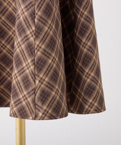 one after another NICE CLAUP(ワンアフターアナザーナイスクラップ)の「新色追加【WEB限定商品】マイナス5キロ見え/バックレースアップキャミワンピース(ワンピース・レディース・ブラウン系その他/ブラック系その他/ブラック・LARGE/MEDIUM)」の7枚目の写真