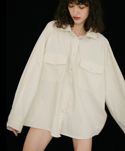 HANNE（アン）の「CPO2WAYシャツ（シャツ/ブラウス・レディース・ベージュ/ホワイト/ブルー・FREE）」の2枚目の写真