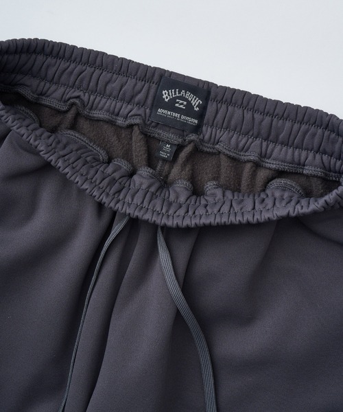 BILLABONG(ビラボン)の「BILLABONG レディース ADIV SWEAT JOGGER PA セットアップボトムス 【2025年秋冬モデル】 @autumn/ビラボン防風・撥水スウェットパンツ(SET UP・セットアップ可能アイテム・空港コーデ)(スウェットパンツ・レディース・アイボリー/ブラック系その他・MEDIUM/LARGE)」の9枚目の写真