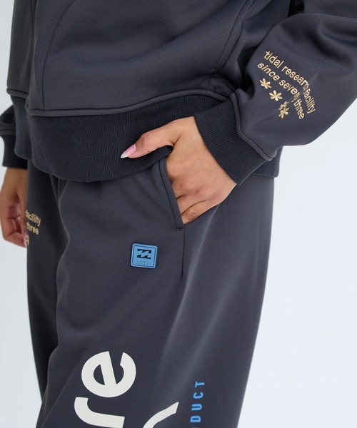 BILLABONG(ビラボン)の「BILLABONG レディース ADIV SWEAT JOGGER PA セットアップボトムス 【2025年秋冬モデル】 @autumn/ビラボン防風・撥水スウェットパンツ(SET UP・セットアップ可能アイテム・空港コーデ)(スウェットパンツ・レディース・アイボリー/ブラック系その他・MEDIUM/LARGE)」の5枚目の写真