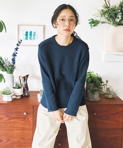 and myera（アンド マイラ）の「ａｎｄ　ｍｙｅｒａ　ニットで作ったトレーナー（ニット/セーター・レディース・ブラウン/グリーン/ネイビー・S）」の9枚目の写真