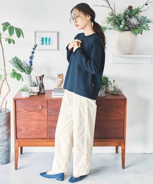 and myera（アンド マイラ）の「ａｎｄ　ｍｙｅｒａ　ニットで作ったトレーナー（ニット/セーター・レディース・ブラウン/グリーン/ネイビー・S）」の8枚目の写真
