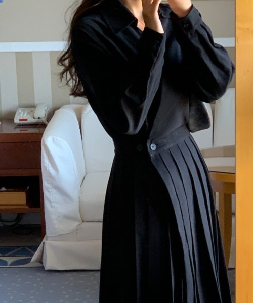 FREE STYLISTS(フリー スタイリスト)の「YUGA_YGMC Pleated long dress(ワンピース・レディース・ベージュ/ブラック・FREE)」の9枚目の写真