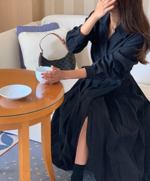 FREE STYLISTS(フリー スタイリスト)の「YUGA_YGMC Pleated long dress(ワンピース・レディース・ベージュ/ブラック・FREE)」の13枚目の写真