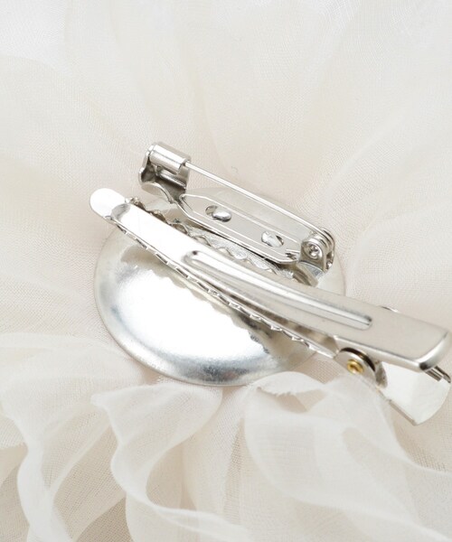 OPAQUE.CLIP（オペークドットクリップ）の「オーガンジーフラワーコサージュ（ブローチ/コサージュ・レディース・ベージュ・00）」の7枚目の写真