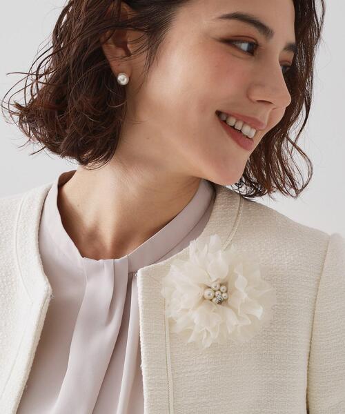 OPAQUE.CLIP（オペークドットクリップ）の「オーガンジーフラワーコサージュ（ブローチ/コサージュ・レディース・ベージュ・00）」の9枚目の写真